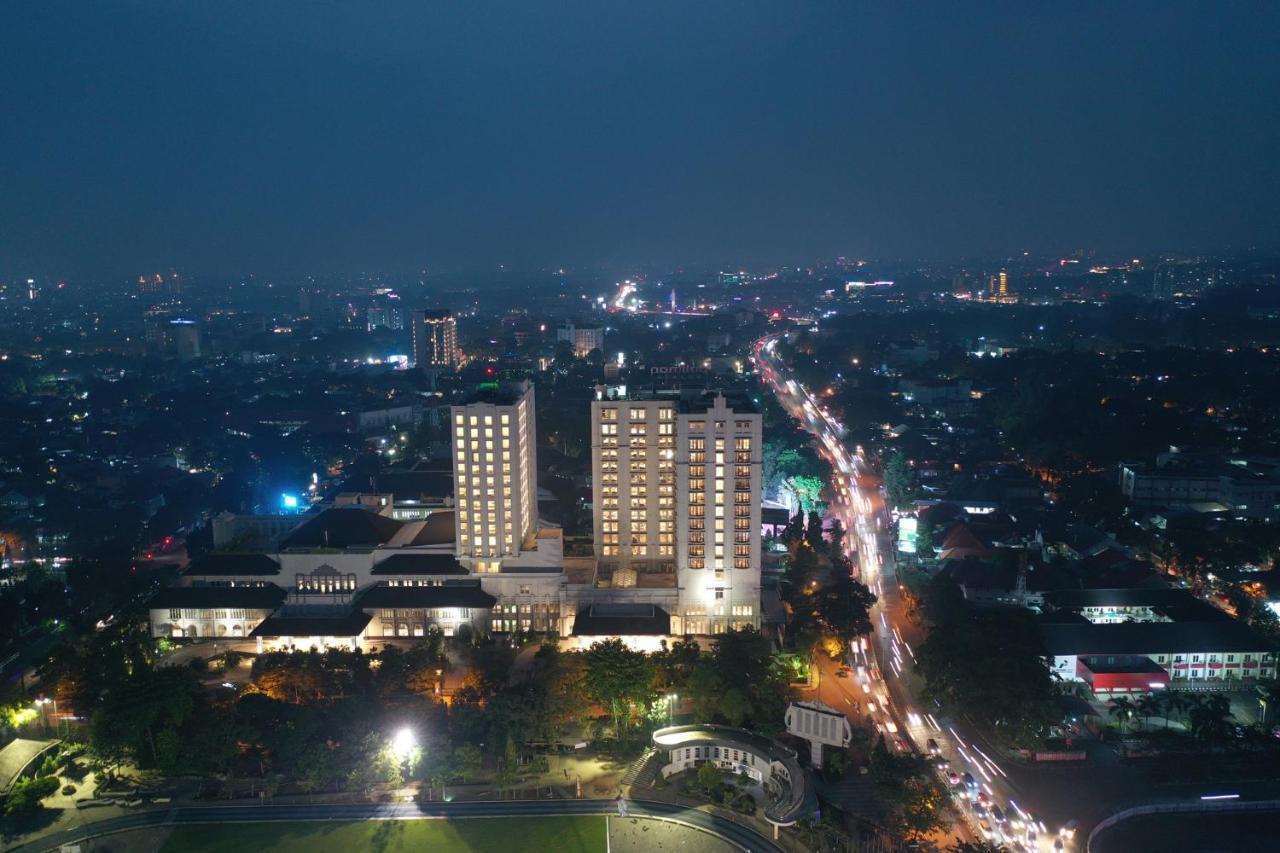 Pullman Bandung Grand Central Exterior foto